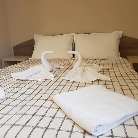 Hotel саня Apriltsi (Lovech)