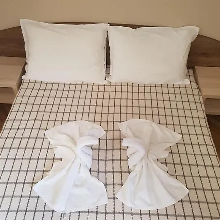 саня Apriltsi (Lovech)