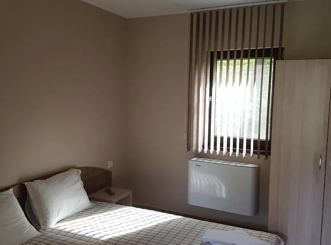 саня 阿普里尔齐