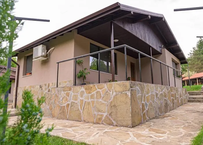 саня 招待所 3*