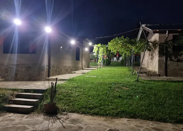 саня 招待所 3*