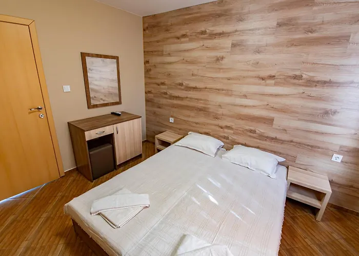 招待所 саня 阿普里尔齐