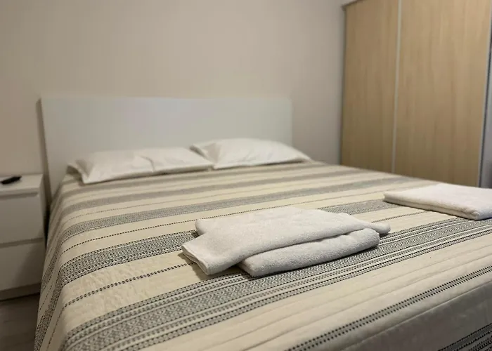 саня 招待所 3*